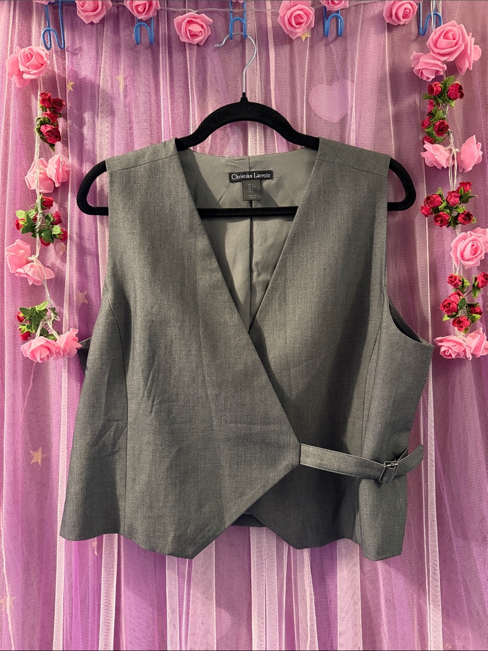 Woman’s wrap buckle vest